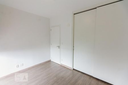 Apartamento à venda com 47m², 1 quarto e 1 vagaQuarto