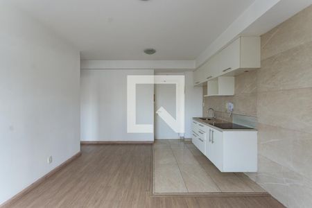 Sala de apartamento para alugar com 2 quartos, 67m² em Parque Industrial Tomas Edson, São Paulo