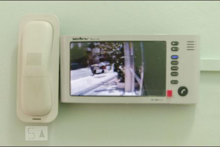 Apartamento para alugar com 92m², 2 quartos e sem vaga Apartamento para alugar com 92m², 2 quartos e sem vagaSistema de interfone com câmeras