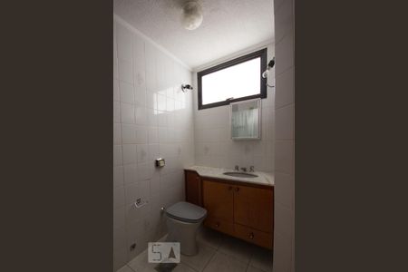 Apartamento à venda com 92m², 3 quartos e 1 vaga Apartamento à venda com 92m², 3 quartos e 1 vagaBanheiro da suíte