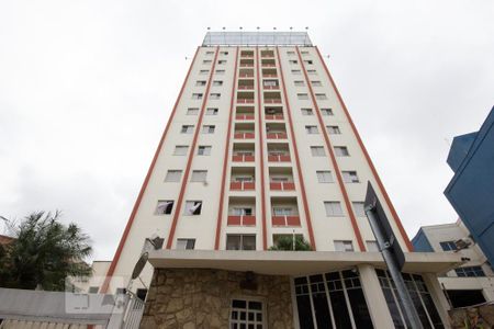 Apartamento para alugar com 64m², 2 quartos e 1 vaga Apartamento para alugar com 64m², 2 quartos e 1 vagaFachada
