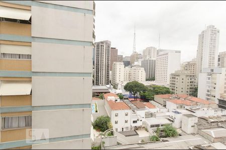 Vista da sala de apartamento para alugar com 1 quarto, 32m² em Consolação, São Paulo