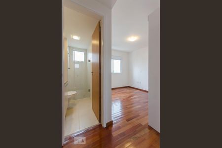 Entrada da Suite de apartamento para alugar com 2 quartos, 72m² em Vila Pompéia, São Paulo