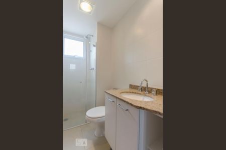 Banheiro de apartamento para alugar com 2 quartos, 72m² em Vila Pompéia, São Paulo