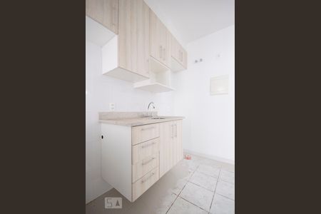 Cozinha de apartamento para alugar com 1 quarto, 40m² em Vila Gertrudes, São Paulo