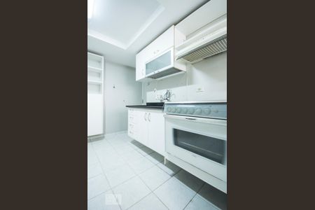 Cozinha de apartamento à venda com 2 quartos, 85m² em Vila Mariana, São Paulo