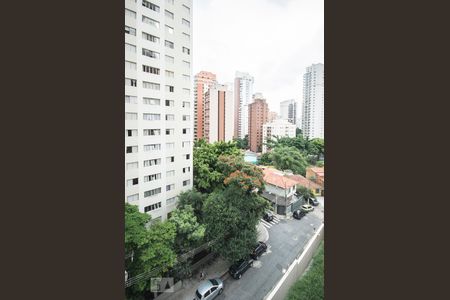 Sacada de apartamento à venda com 1 quarto, 47m² em Vila Nova Conceição, São Paulo