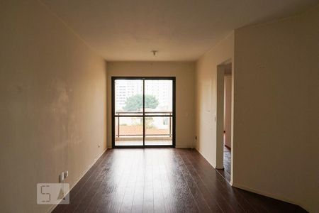Apartamento à venda com 77m², 2 quartos e 2 vagasSala