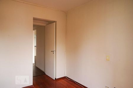 Apartamento à venda com 77m², 2 quartos e 2 vagasSuíte
