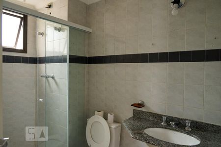 Apartamento à venda com 77m², 2 quartos e 2 vagasBanheiro 2