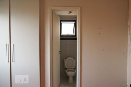 Apartamento à venda com 77m², 2 quartos e 2 vagasSuíte