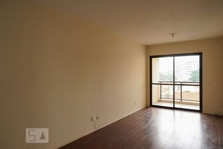 Apartamento à venda com 77m², 2 quartos e 2 vagasSala