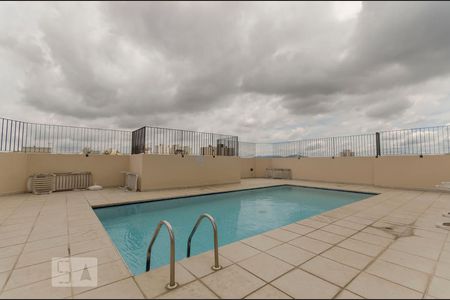 Apartamento à venda com 77m², 2 quartos e 2 vagasÁrea comum - Piscina