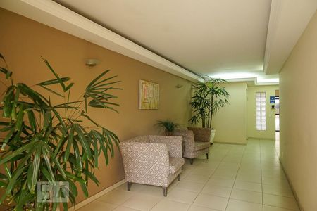 Apartamento à venda com 77m², 2 quartos e 2 vagasHall
