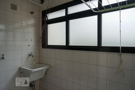 Apartamento à venda com 77m², 2 quartos e 2 vagasÁrea de Serviço