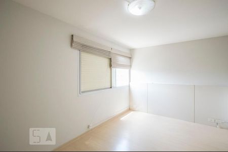 Suíte de apartamento à venda com 3 quartos, 120m² em Brooklin Novo, São Paulo