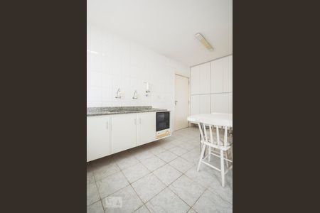 Apartamento à venda com 120m², 3 quartos e 1 vaga Apartamento à venda com 120m², 3 quartos e 1 vagaCozinha