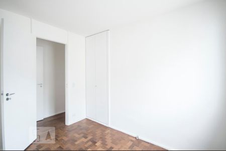 Apartamento para alugar com 98m², 3 quartos e 1 vagaQuarto 01