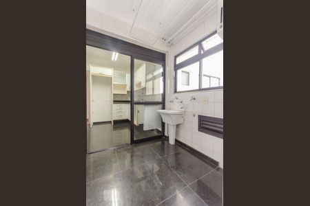 Apartamento à venda com 104m², 2 quartos e 2 vagasArea de serviço