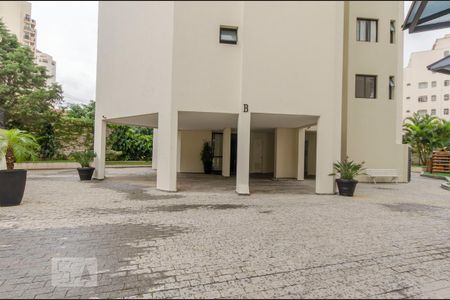 Apartamento à venda com 104m², 2 quartos e 2 vagasArea externa