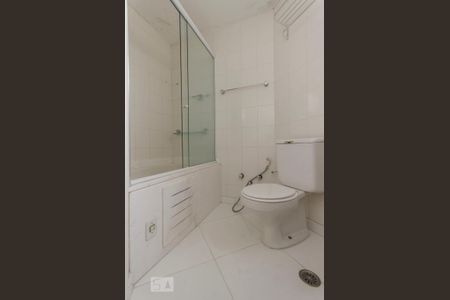 Apartamento à venda com 104m², 2 quartos e 2 vagasW.C Suite