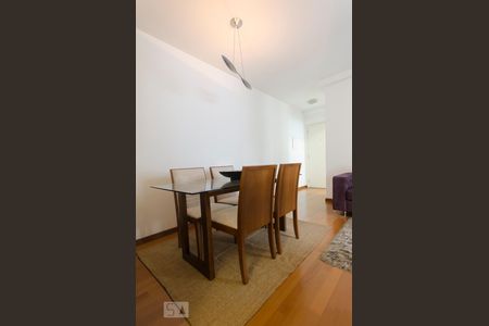 Sala de apartamento à venda com 2 quartos, 60m² em Vila Pompéia, São Paulo