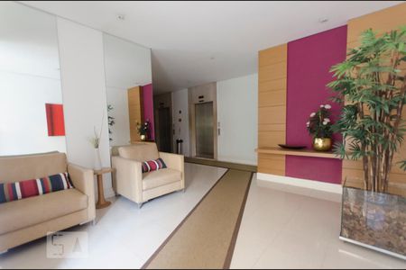 Apartamento à venda com 65m², 2 quartos e 1 vagaHall de entrada