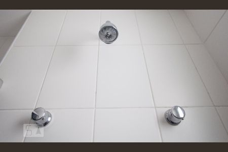 Banheiro de apartamento para alugar com 2 quartos, 70m² em Lapa, São Paulo