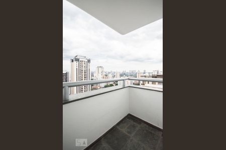 Apartamento para alugar com 180m², 3 quartos e 4 vagasSacada