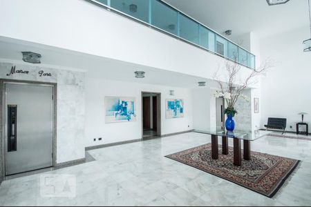 Apartamento para alugar com 180m², 3 quartos e 4 vagasHall de Entrada