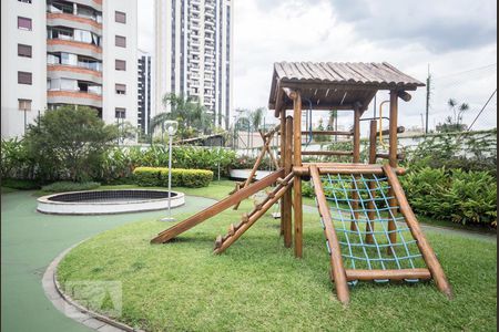 Apartamento para alugar com 180m², 3 quartos e 4 vagasPlayground