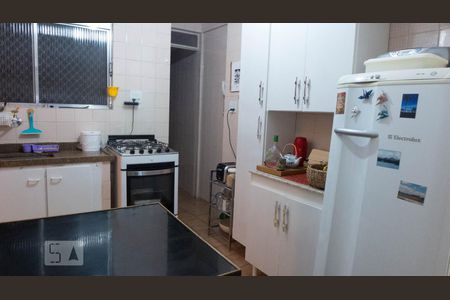 Cozinha de apartamento para alugar com 1 quarto, 46m² em Bela Vista, São Paulo