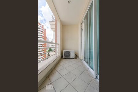 Sacada do quarto de apartamento para alugar com 1 quarto, 52m² em Pinheiros, São Paulo