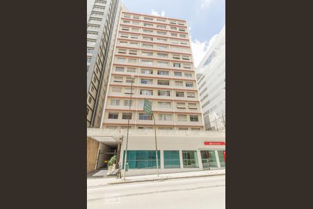Apartamento à venda com 125m², 2 quartos e 1 vagaFachada