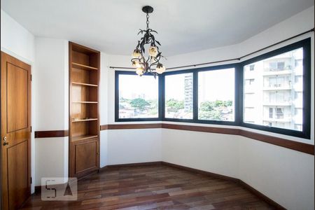 Apartamento à venda com 179m², 4 quartos e 2 vagas Apartamento à venda com 179m², 4 quartos e 2 vagasSala de Jantar