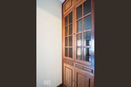 Apartamento à venda com 179m², 4 quartos e 2 vagas Apartamento à venda com 179m², 4 quartos e 2 vagasAcesso