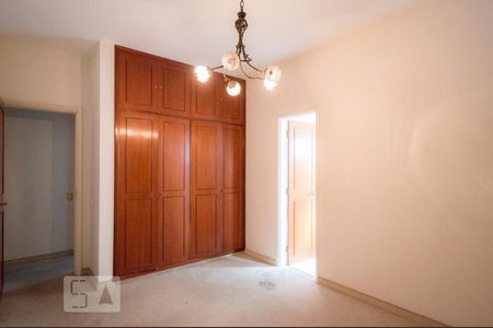 Apartamento à venda com 179m², 4 quartos e 2 vagas Apartamento à venda com 179m², 4 quartos e 2 vagasSuíte 03