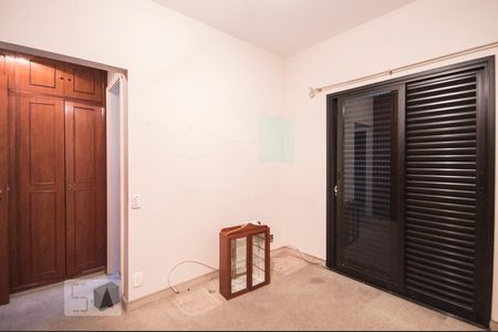 Apartamento à venda com 179m², 4 quartos e 2 vagas Apartamento à venda com 179m², 4 quartos e 2 vagasSuíte 01