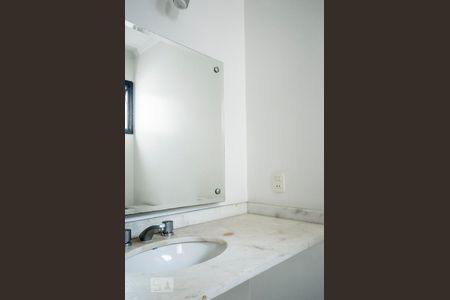 Apartamento à venda com 179m², 4 quartos e 2 vagas Apartamento à venda com 179m², 4 quartos e 2 vagasWc Suíte