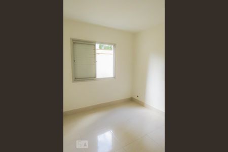 Quarto 2 de apartamento para alugar com 2 quartos, 70m² em Vila Olímpia, São Paulo