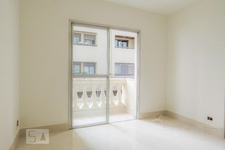 Apartamento para alugar com 70m², 2 quartos e 1 vaga Apartamento para alugar com 70m², 2 quartos e 1 vagaSala