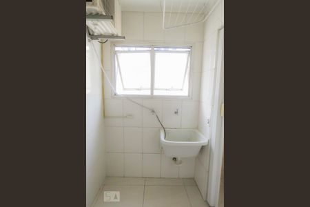 Área de serviço   de apartamento para alugar com 2 quartos, 70m² em Vila Olímpia, São Paulo