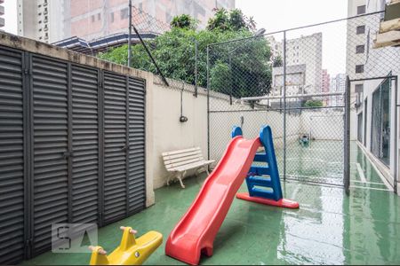 Apartamento à venda com 79m², 3 quartos e 1 vaga Apartamento à venda com 79m², 3 quartos e 1 vagaPlayground