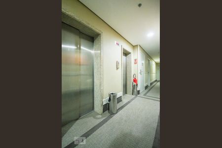 Apartamento para alugar com 45m², 1 quarto e 1 vagaElevadores