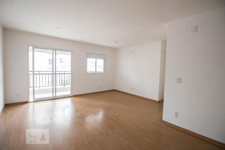 Apartamento para alugar com 74m², 2 quartos e 2 vagasSala