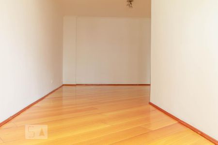 Apartamento para alugar com 65m², 2 quartos e 1 vagaSala