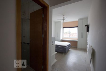 Quarto e banheiro de kitnet/studio para alugar com 1 quarto, 25m² em Jardim Chapadao, Campinas
