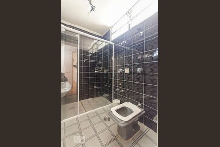 Banheiro de apartamento à venda com 4 quartos, 145m² em Higienópolis, São Paulo
