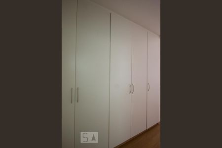 Apartamento à venda com 115m², 3 quartos e 2 vagasArmários da suíte