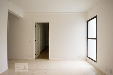 Apartamento à venda com 115m², 3 quartos e 2 vagasSala antes dos quartos